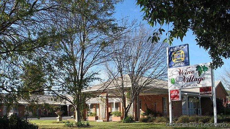 Wine Village Motor Inn Rutherglen Exterior photo